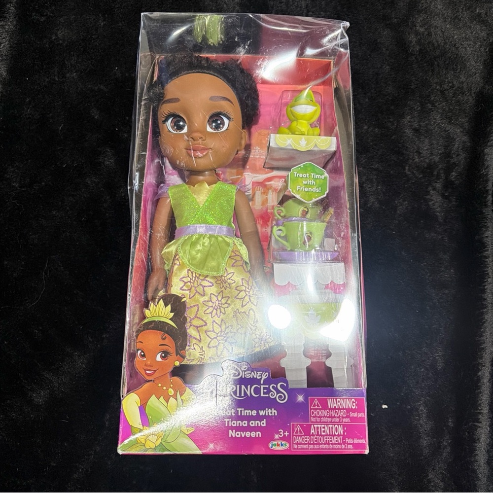 Disney Princess Tiana Tea Party Doll in Lime Green and Purple